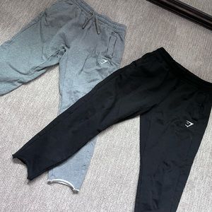 GYMSHARK ESSENTIAL OVERSIZED JOGGER priced to sell!!